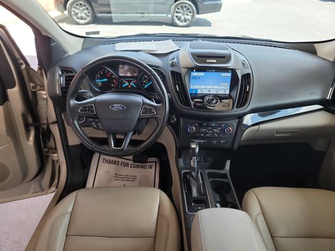 Used 2017 Ford Escape Titanium AWD/4WD image 21