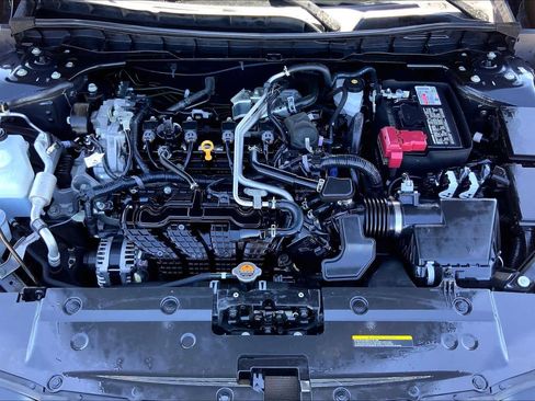 Used 2024 Nissan Altima 2.5 SV image 31