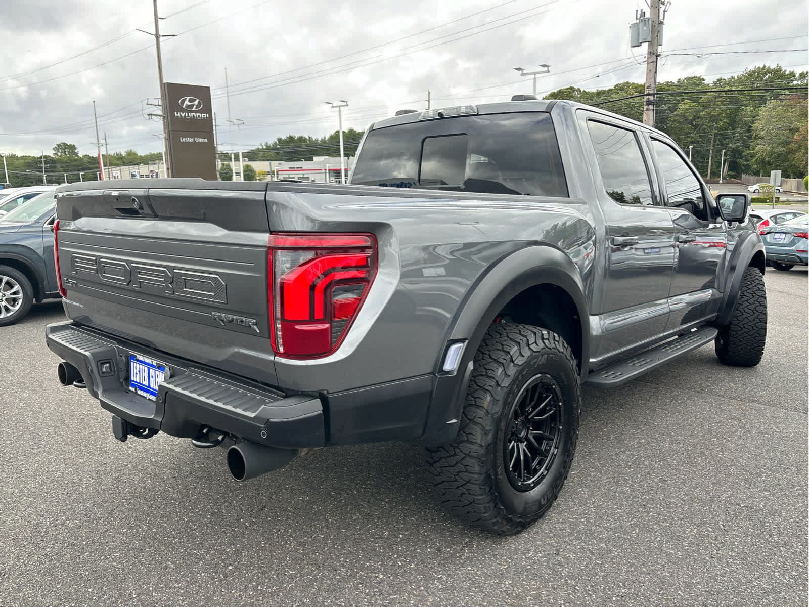 Used 2025 Ford F150 Raptor AWD/4WD image 36
