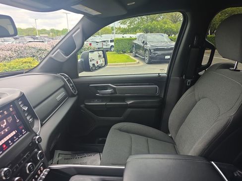 Used 2019 RAM 1500 Big Horn AWD/4WD image 36