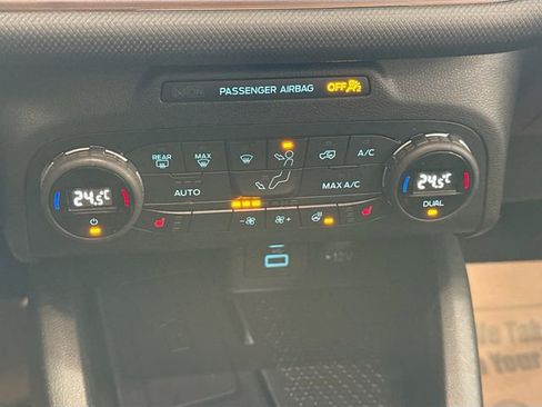 Used 2021 Ford Bronco Sport Outer Banks w/ Outer Banks Package (96D) image 17