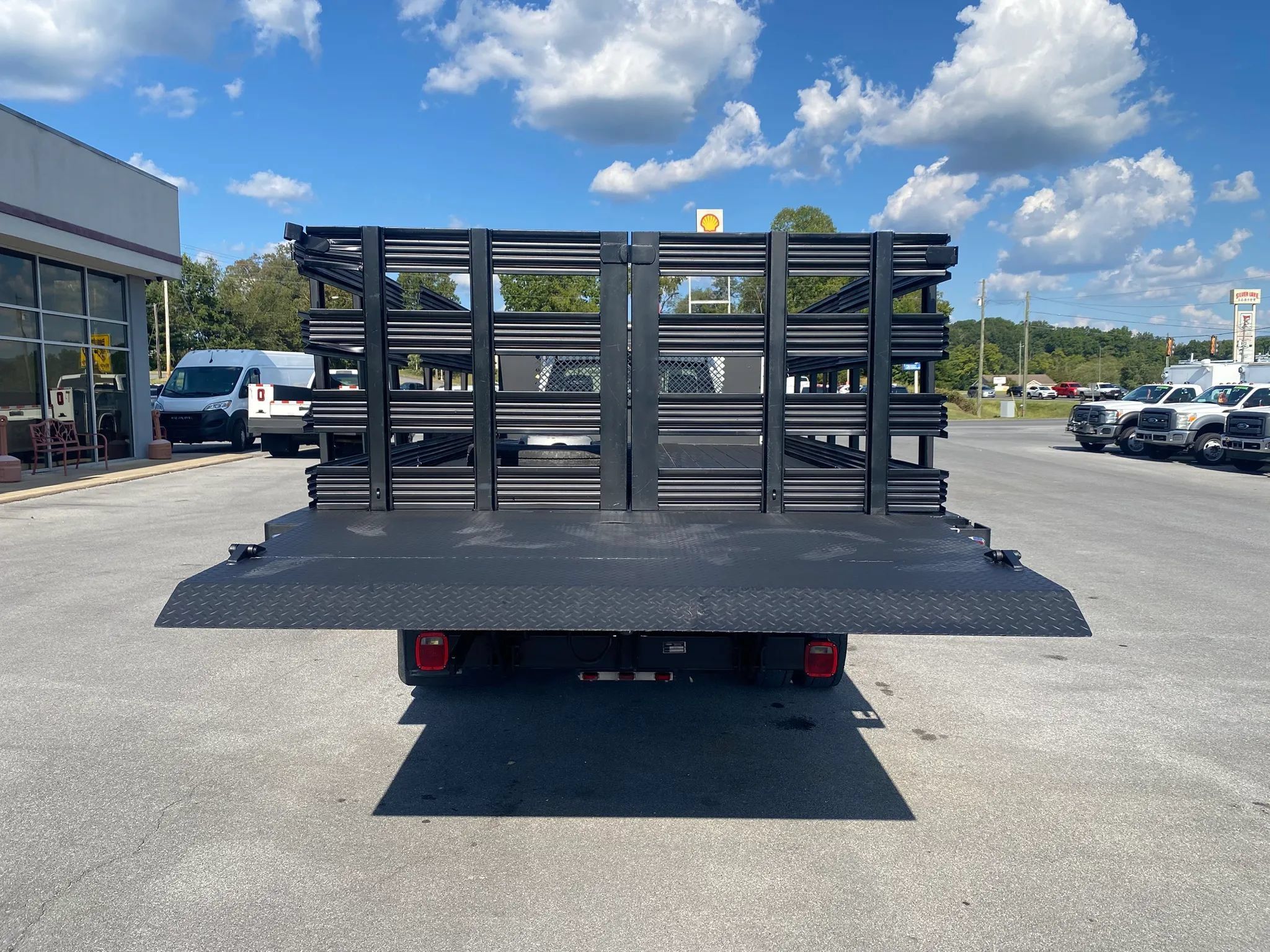 Used 2016 RAM 4500 Tradesman RWD image 26