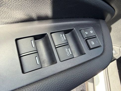 Certified 2025 Honda Ridgeline Sport image 19