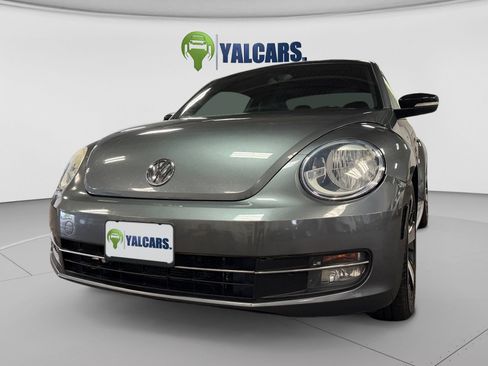 Used 2012 Volkswagen Beetle 2.0T FWD image 9