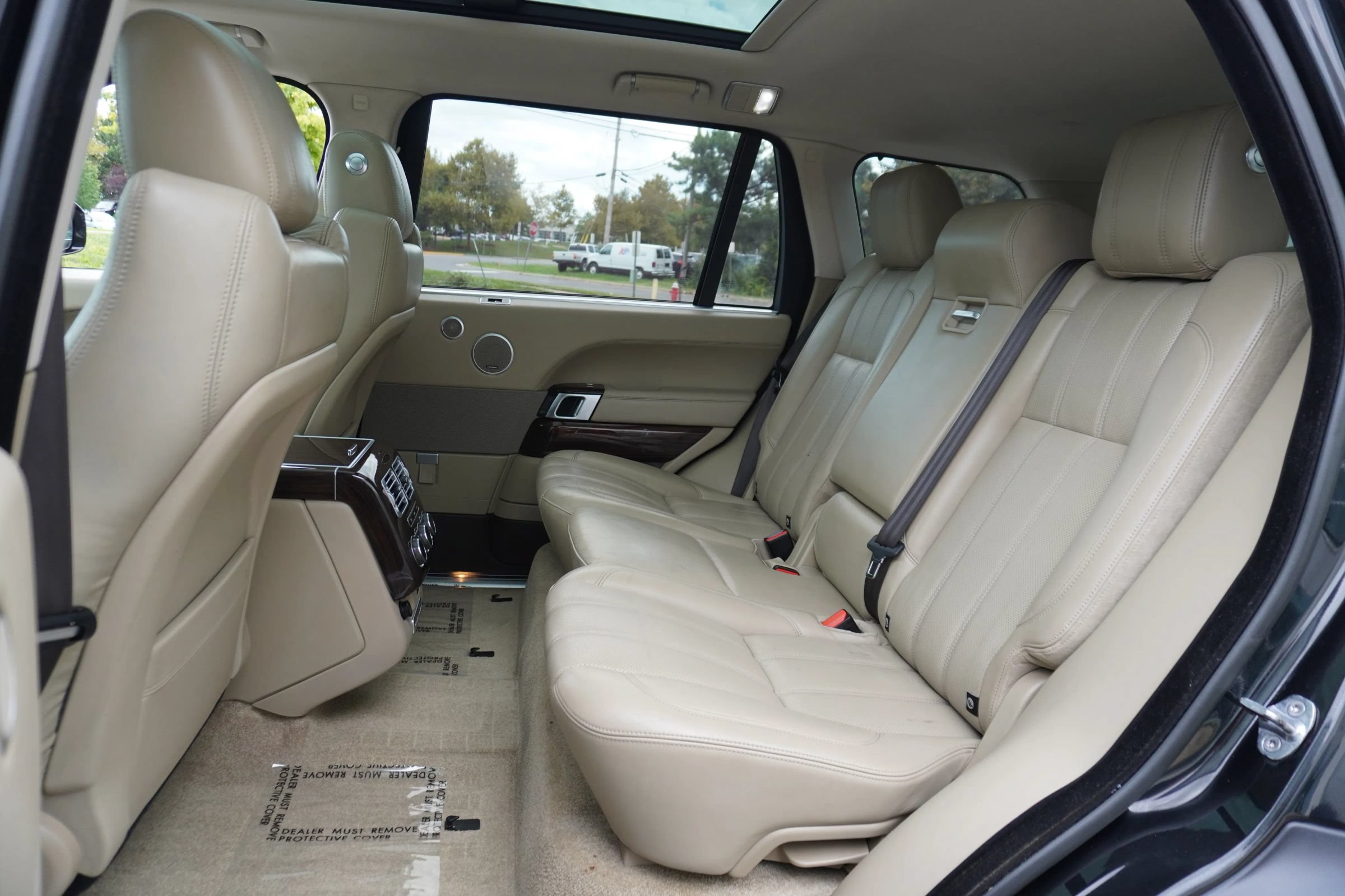 Used 2015 Land Rover Range Rover Long Wheelbase Supercharged AWD/4WD image 10
