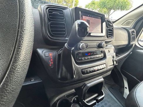 Used 2023 RAM ProMaster 2500 FWD image 15