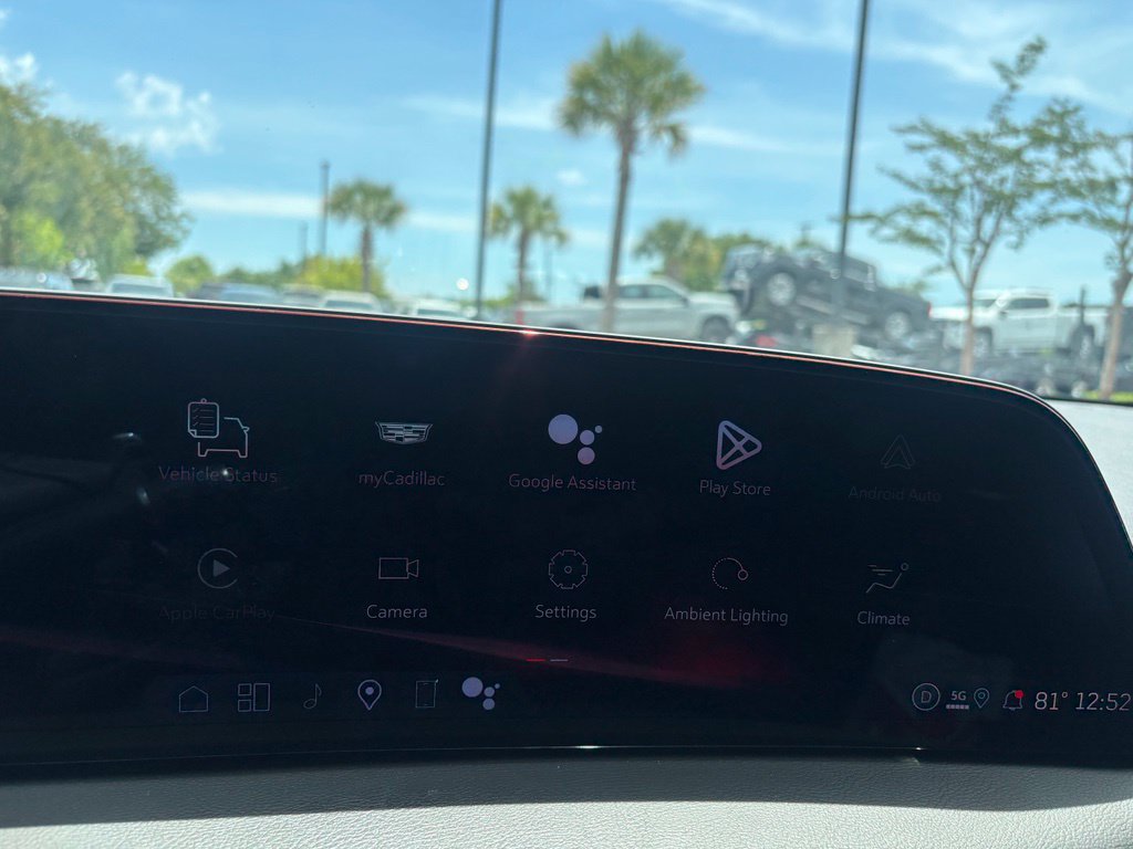Used 2025 Cadillac CT5 V RWD image 17