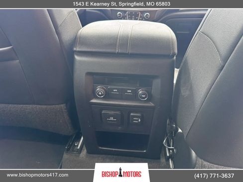 Used 2020 Chevrolet Traverse RS image 20