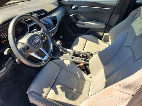 Used 2021 Audi Q3 2.0T Premium Plus w/ Premium Plus Package image 17