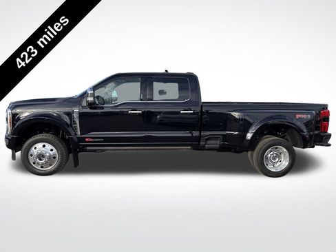 Used 2026 Ford F450 Platinum w/ Platinum Plus Package image 3