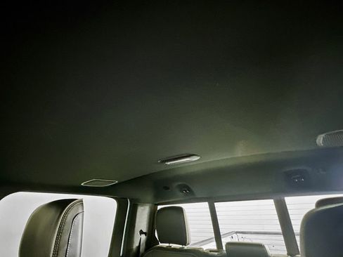 Used 2024 RAM 2500 Laramie w/ Sport Appearance Package image 21