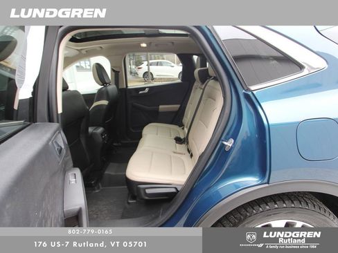 Used 2020 Ford Escape Titanium w/ Titanium Premium Package 2.0 AWD/4WD image 35