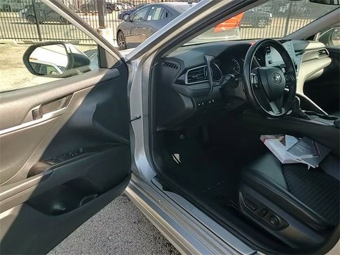 Used 2023 Toyota Camry SE w/ Protection Package (Q2) (TMS) image 12