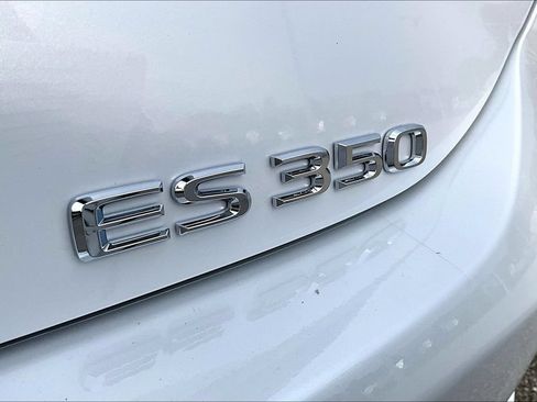 Used 2025 Lexus ES 350 w/ Premium Package FWD image 33