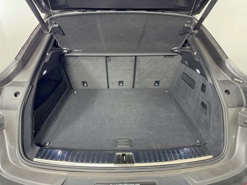 Certified 2023 Porsche Cayenne Coupe AWD/4WD image 28