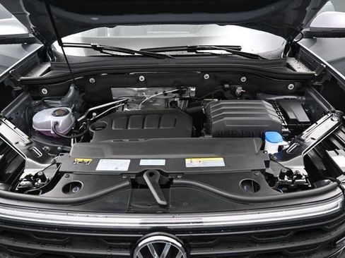 New 2026 Volkswagen Atlas Cross Sport SE image 15