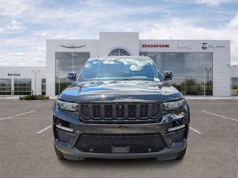 Certified 2025 Jeep Grand Cherokee Limited w/ Luxury Tech Group II image 6