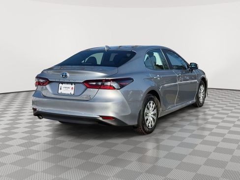 Used 2023 Toyota Camry LE image 7