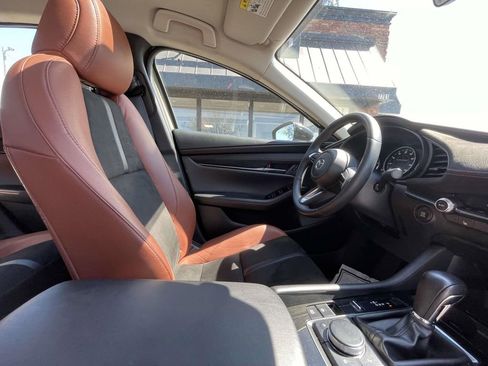 Used 2024 MAZDA MAZDA3 s image 16