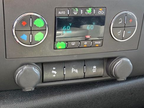 Used 2013 Chevrolet Silverado 1500 LT RWD image 29