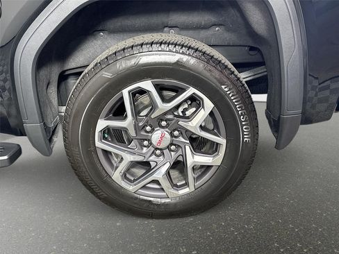 Certified 2026 GMC Sierra 1500 SLT w/ SLT Premium Package RWD image 31