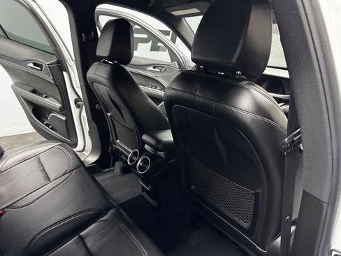 Used 2023 Alfa Romeo Stelvio Sprint RWD image 47