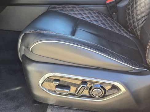 Used 2024 Jeep Grand Cherokee L Summit w/ High Altitude Package image 25