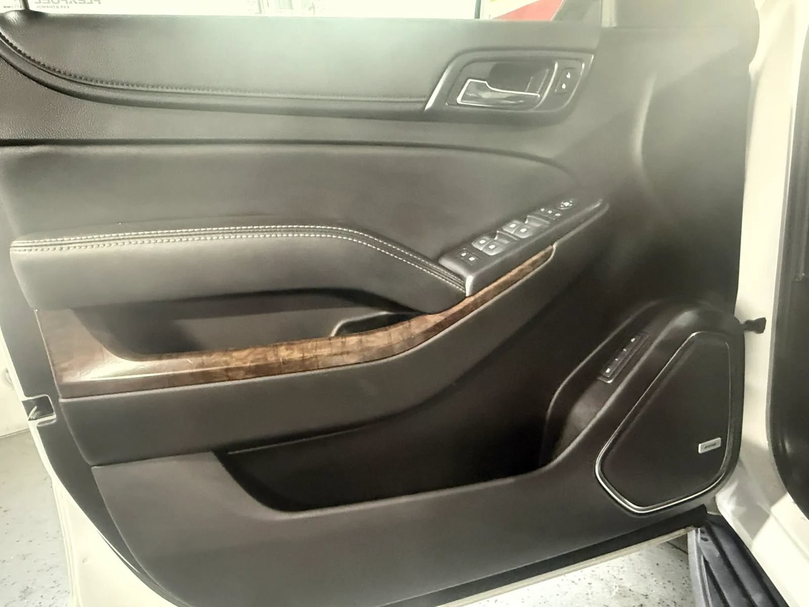 Used 2019 Chevrolet Suburban LT AWD/4WD image 31