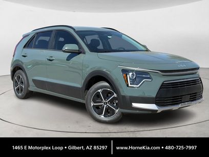 New 2025 Kia Niro EX