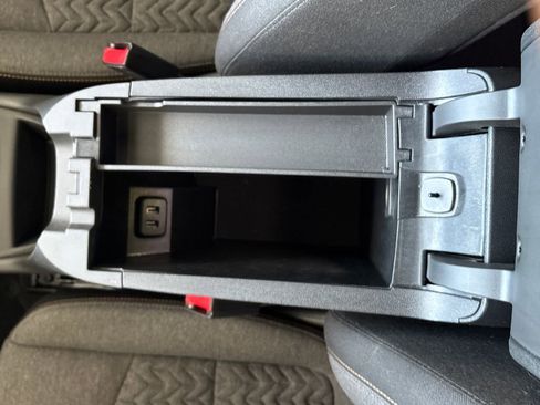 Used 2024 Chevrolet Equinox LT image 26