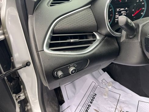 Used 2019 Chevrolet Malibu LT image 13