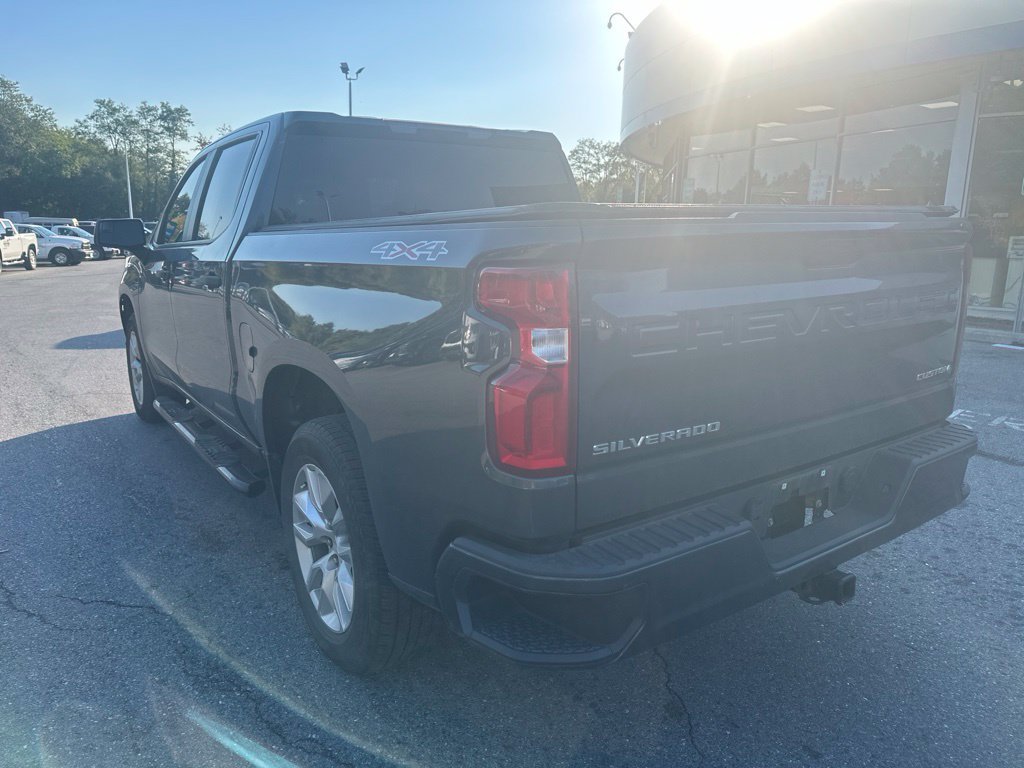 Used 2022 Chevrolet Silverado 1500 Custom w/ LPO, Blackout Package AWD/4WD image 7