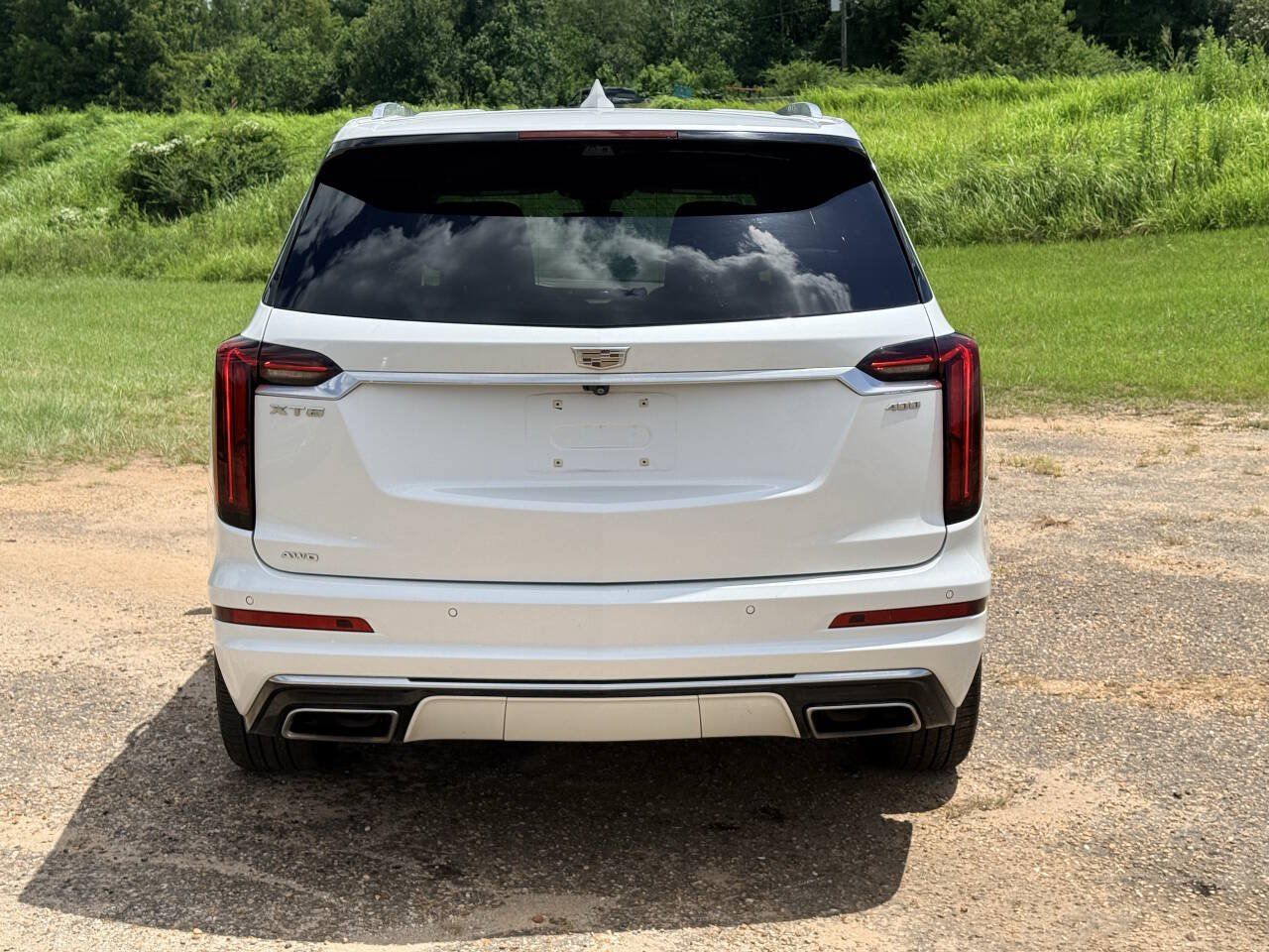 Used 2021 Cadillac XT6 Premium Luxury w/ Platinum Package AWD/4WD image 4
