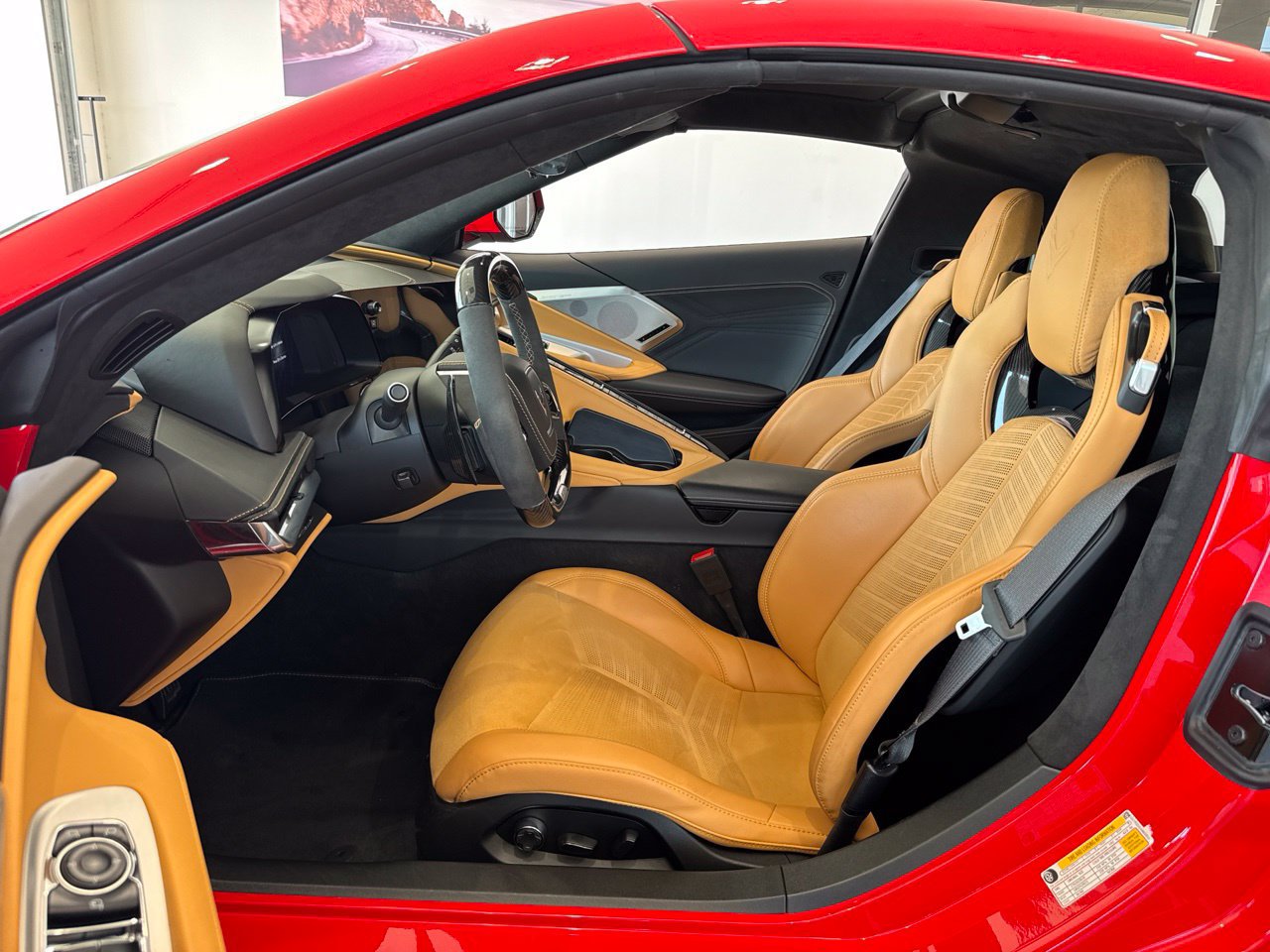 Used 2025 Chevrolet Corvette Z06 RWD image 14