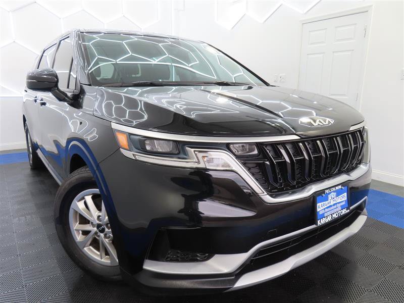 Used 2023 Kia Carnival LX FWD image 3