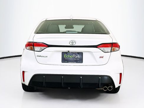 Used 2024 Toyota Corolla SE image 7