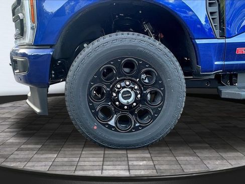 New 2026 Ford F350 Lariat w/ Black Appearance Package AWD/4WD image 13