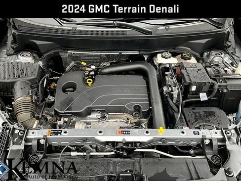 Used 2024 GMC Terrain Denali w/ Denali Premium Package image 32