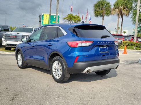Used 2022 Ford Escape SE image 7