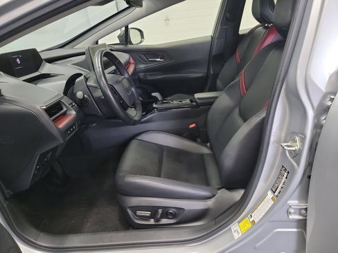 Used 2023 Toyota Prius Prime FWD image 12