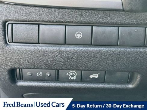 Used 2025 Nissan Rogue SV AWD/4WD image 13