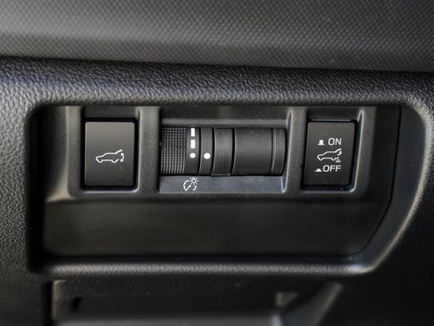 Used 2025 Subaru Forester Touring w/ Popular Package - Touring AWD/4WD image 19