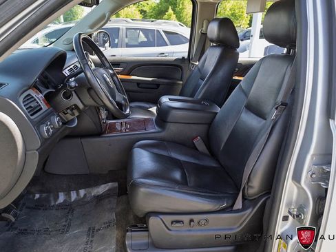 Used 2014 Chevrolet Suburban LTZ AWD/4WD image 23