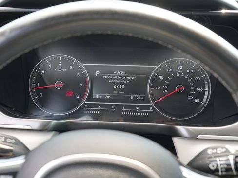 Used 2021 Kia Sorento S w/ Panoramic Sunroof Package FWD image 25
