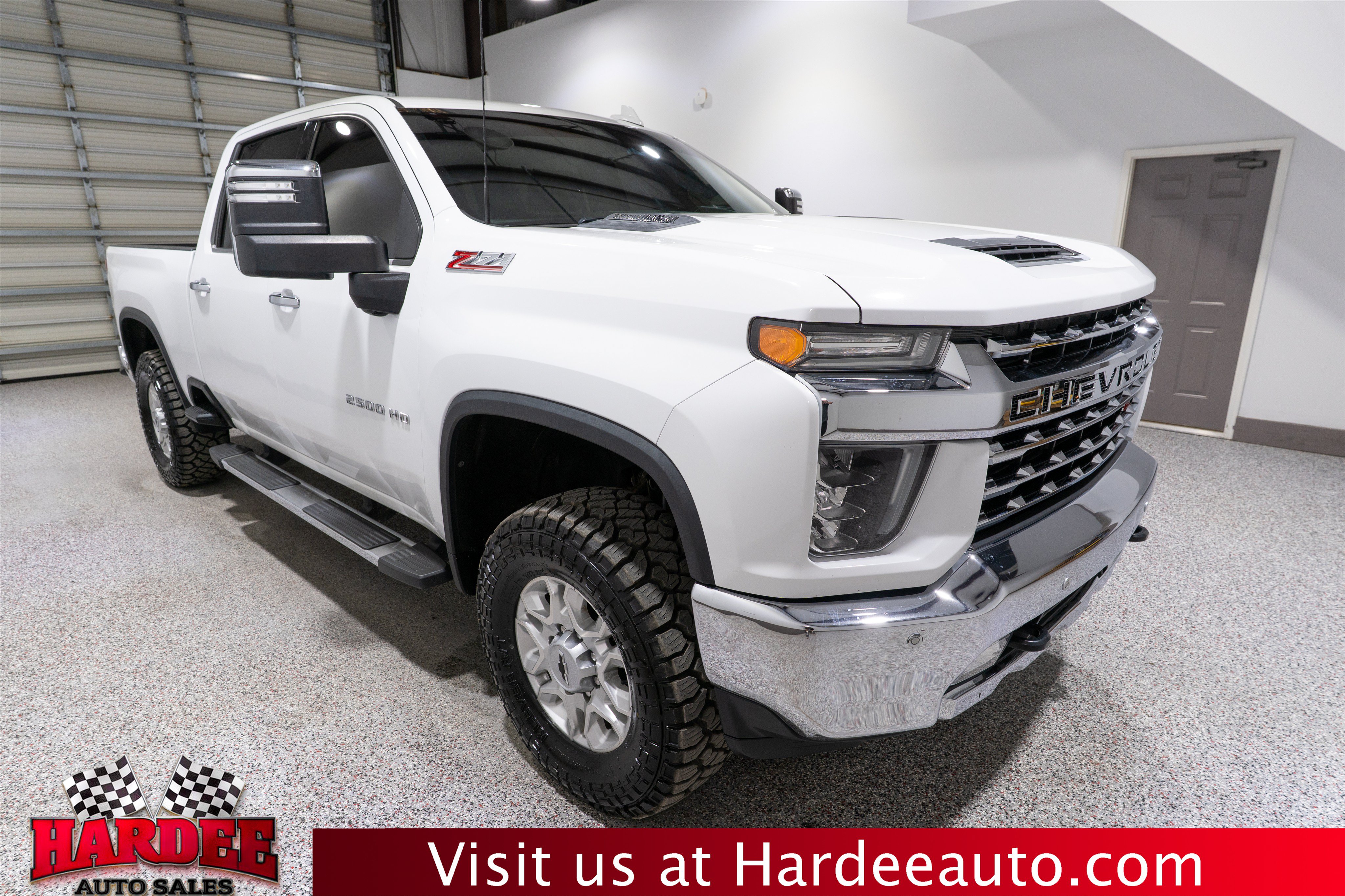 Used 2020 Chevrolet Silverado 2500 LTZ w/ Technology Package AWD/4WD image 6