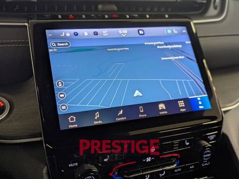 New 2025 Jeep Grand Cherokee Limited image 18