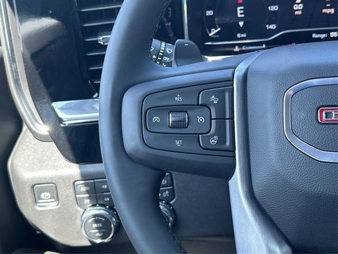 Used 2025 GMC Sierra 1500 Elevation w/ Elevation Premium Package image 32