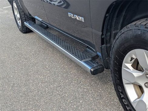 Used 2019 RAM 1500 Big Horn image 10