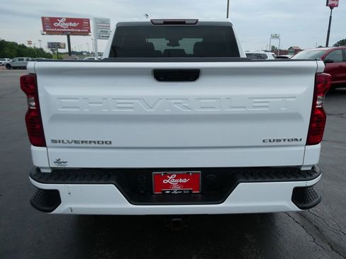 Certified 2022 Chevrolet Silverado 1500 Custom AWD/4WD image 6
