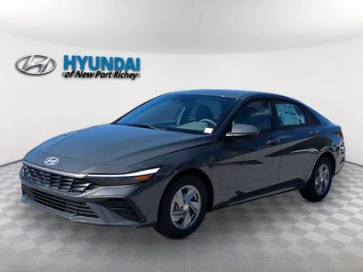 New 2026 Hyundai Elantra SE